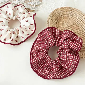 Holiday Scrunchies